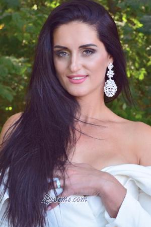 175847 - Ksenia Age: 34 - Ukraine