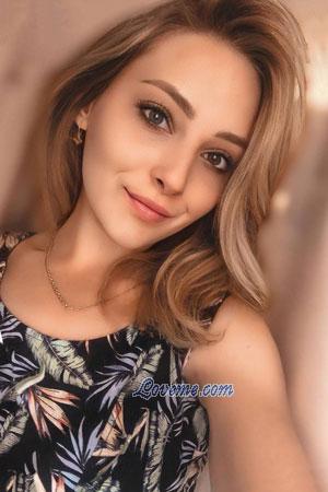 208792 - Liliya Age: 22 - Ukraine