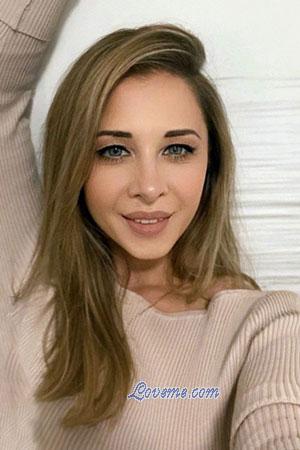 213699 - Julia Age: 34 - Ukraine