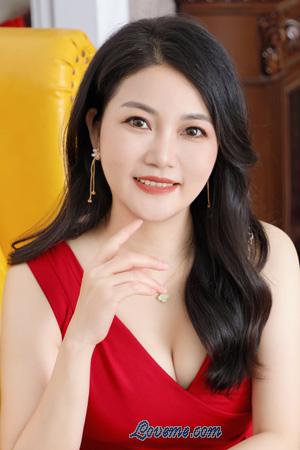 215284 - Lili Age: 44 - China