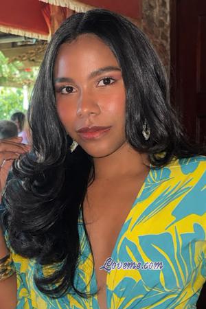 228888 - Laura Age: 27 - Colombia