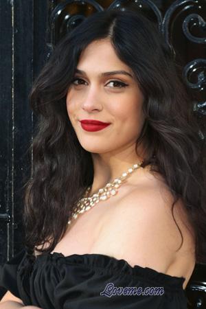 229074 - Emilia Age: 26 - Argentina